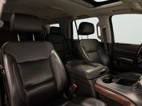 Used 2019 GMC Yukon SLT AWD/4WD image 30