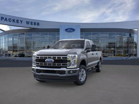 New 2026 Ford F250 XLT w/ Snow Plow Prep Package image 4