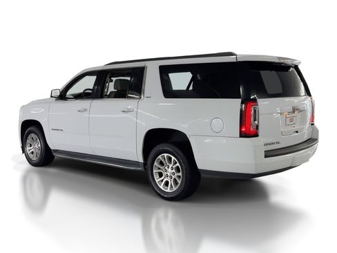 Used 2019 GMC Yukon XL SLT w/ Open Road Package image 3