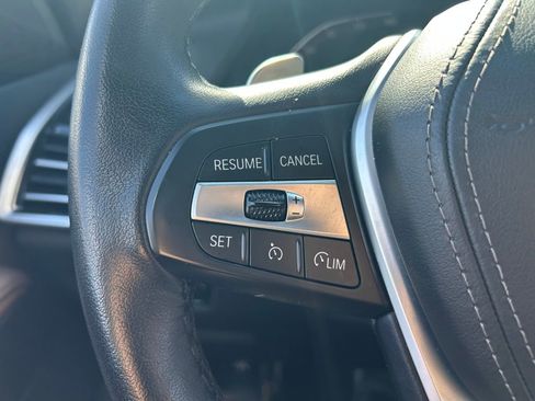 Used 2022 BMW X5 xDrive40i w/ Premium Package image 18