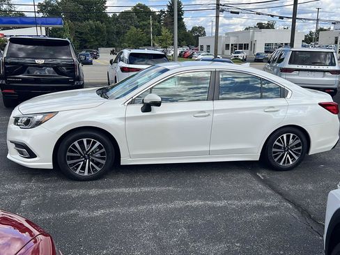 Used 2019 Subaru Legacy 2.5i Premium AWD/4WD image 8