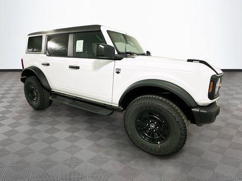 New 2026 Ford Bronco Big Bend w/ Black Diamond Package AWD/4WD image 4