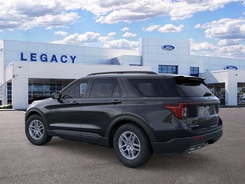 New 2026 Ford Explorer Active w/ Active Comfort Package RWD image 4