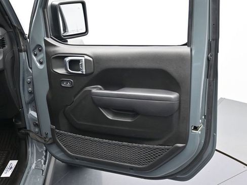 Used 2024 Jeep Wrangler Willys image 26