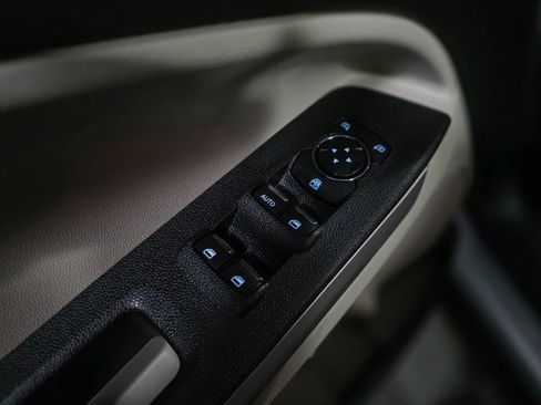 Used 2022 Ford EcoSport S image 28