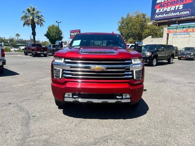 Used 2021 Chevrolet Silverado 2500 High Country AWD/4WD image 3