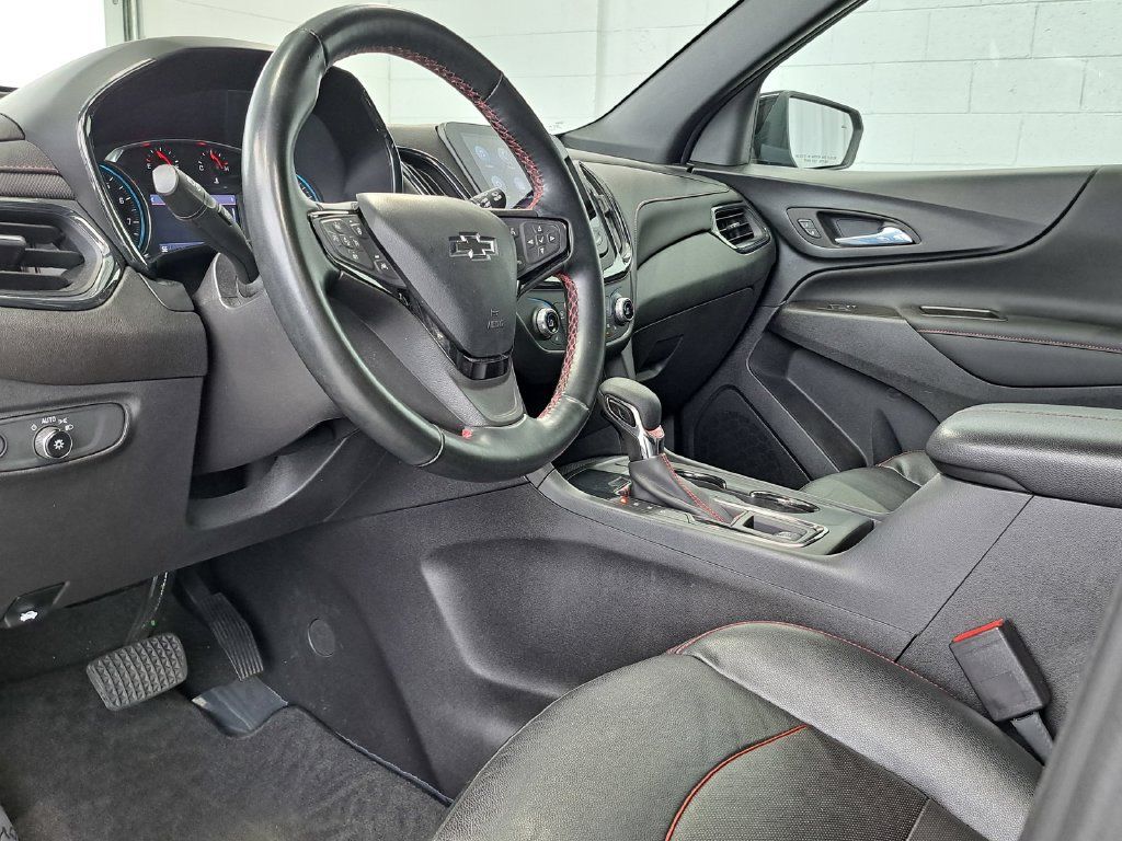 Used 2023 Chevrolet Equinox RS w/ RS Leather Package FWD image 8