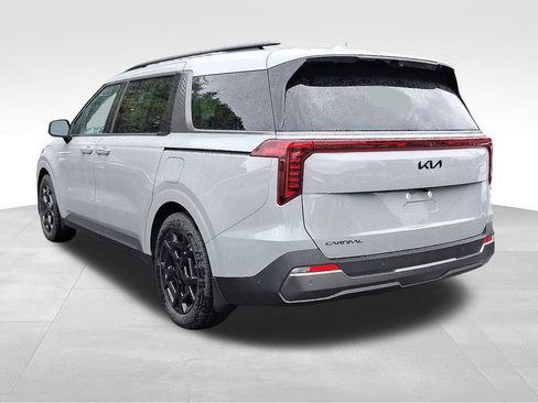 New 2026 Kia Carnival SX Prestige image 4