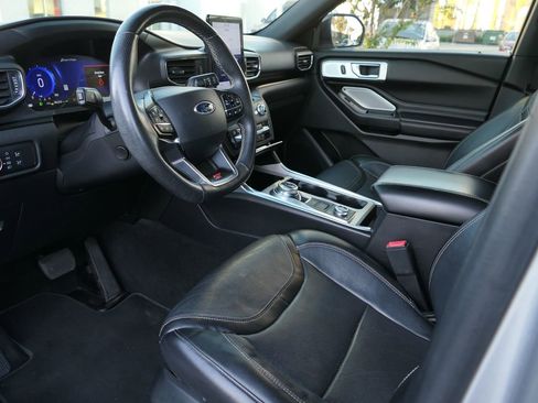 Used 2020 Ford Explorer ST w/ Premium Technology Package image 12