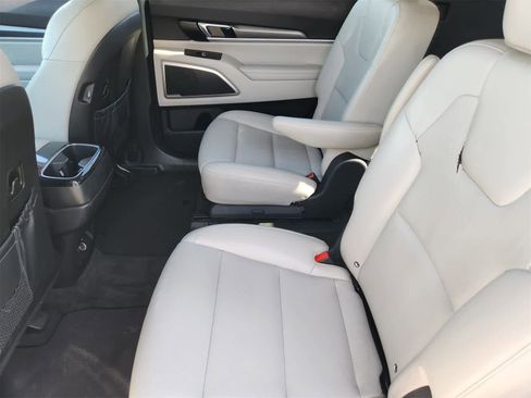 Used 2020 Kia Telluride S image 25