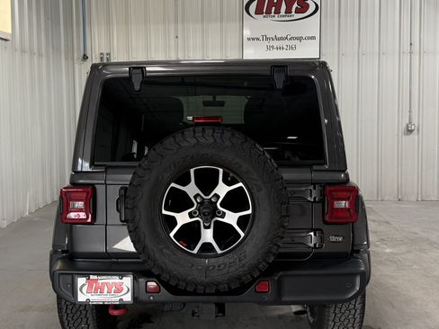 Used 2021 Jeep Wrangler Unlimited Rubicon AWD/4WD image 5