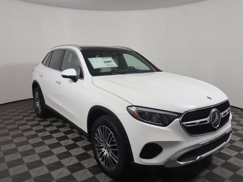 New 2026 Mercedes-Benz GLC 300 image 7