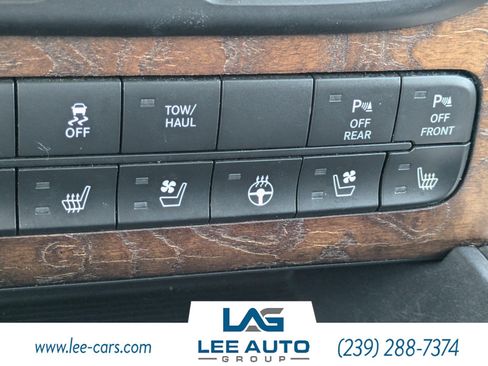 Used 2016 RAM 1500 Laramie Longhorn w/ Convenience Group AWD/4WD image 25