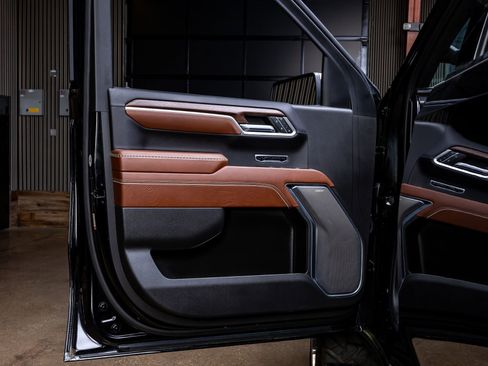 Used 2024 GMC Sierra 1500 Denali Ultimate image 34