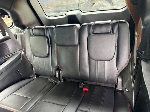 Used 2017 Dodge Grand Caravan GT FWD image 13