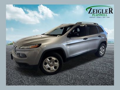 Used 2015 Jeep Cherokee Sport w/ Cold Weather Group