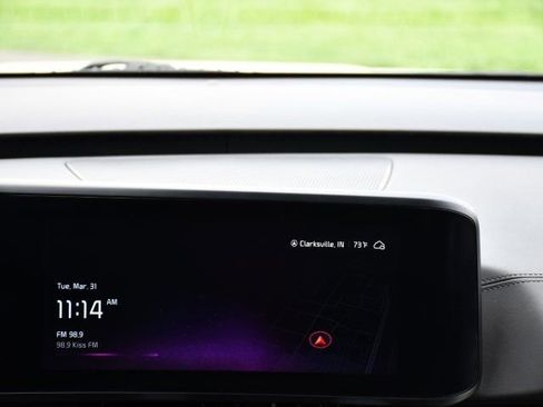 Used 2024 Kia Carnival SX Prestige image 32