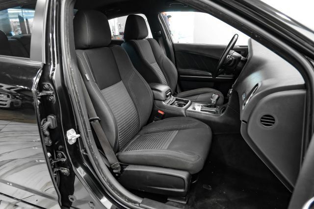 Used 2017 Dodge Charger R/T RWD image 43