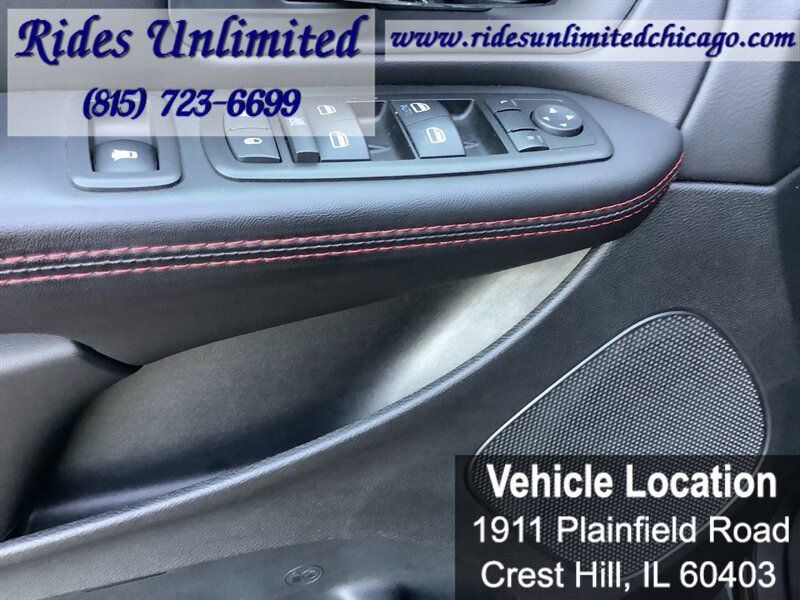 Used 2014 Dodge Grand Caravan R/T w/ Safety Sphere Group FWD image 28