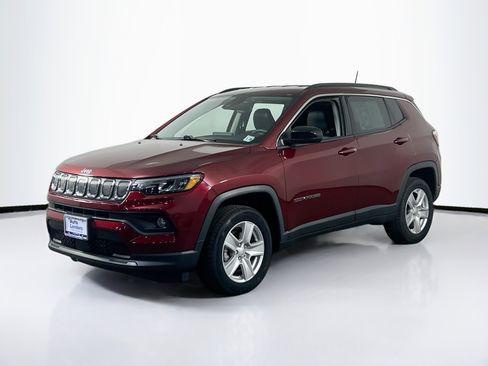 Used 2022 Jeep Compass Latitude w/ Convenience Group image 1