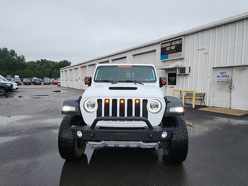 Used 2023 Jeep Gladiator Mojave w/ Cold Weather Group AWD/4WD image 8