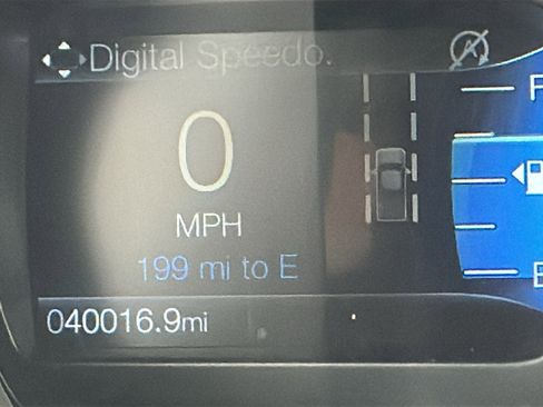 Used 2020 Ford Ranger Lariat w/ Trailer Tow Package image 31