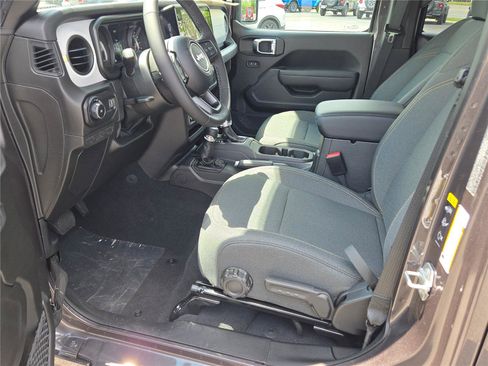 New 2025 Jeep Wrangler Sport S image 25