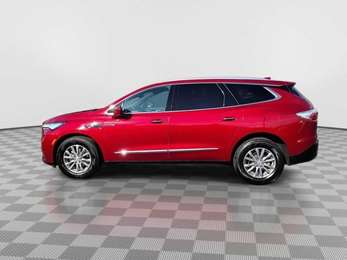 Used 2024 Buick Enclave Premium image 5