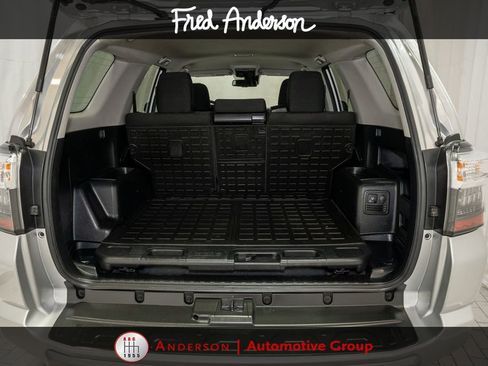 Used 2022 Toyota 4Runner TRD Off-Road AWD/4WD image 5