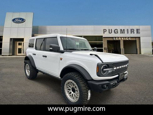 New 2025 Ford Bronco Badlands AWD/4WD image 1