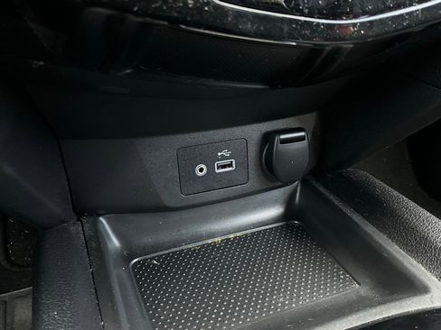 Used 2022 Nissan Rogue Sport S image 22