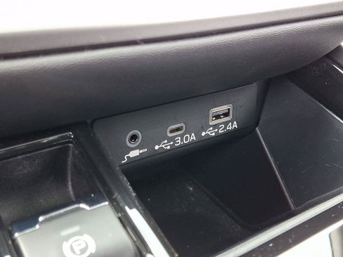 Used 2024 Subaru Outback Touring XT AWD/4WD image 22