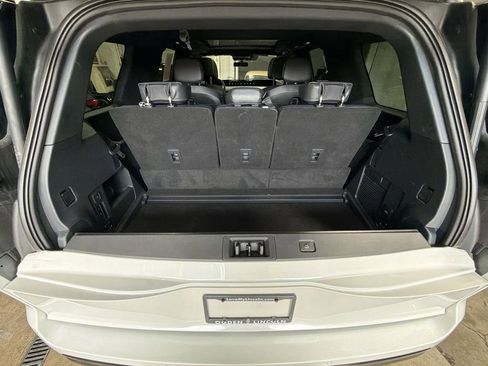 Certified 2026 Lincoln Navigator Reserve w/ Jet Appearance Package AWD/4WD image 21