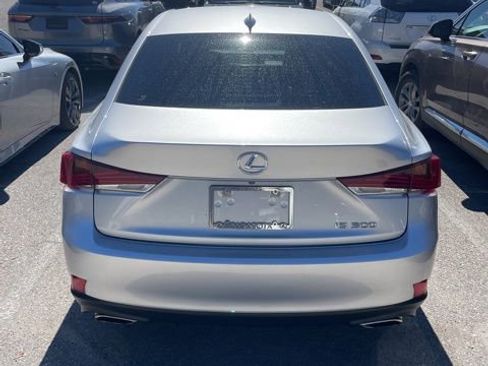 Used 2019 Lexus IS 300 300 image 3