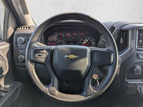 Used 2020 Chevrolet Silverado 1500 Custom w/ Custom Value Package AWD/4WD image 14