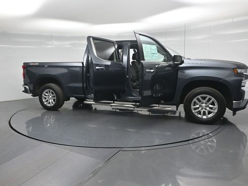 Used 2020 Chevrolet Silverado 1500 LTZ image 33