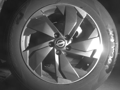 Used 2025 Nissan Rogue SV image 14