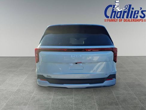 New 2026 Kia Carnival EX image 5