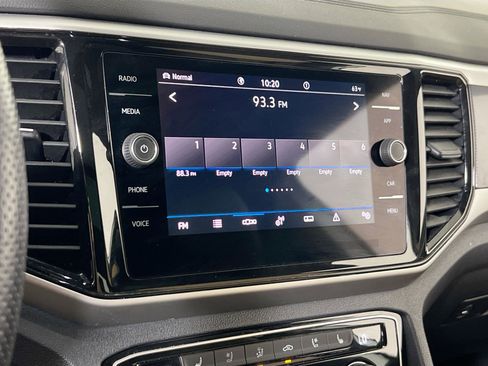 Used 2022 Volkswagen Atlas Cross Sport SEL Premium R-Line image 15