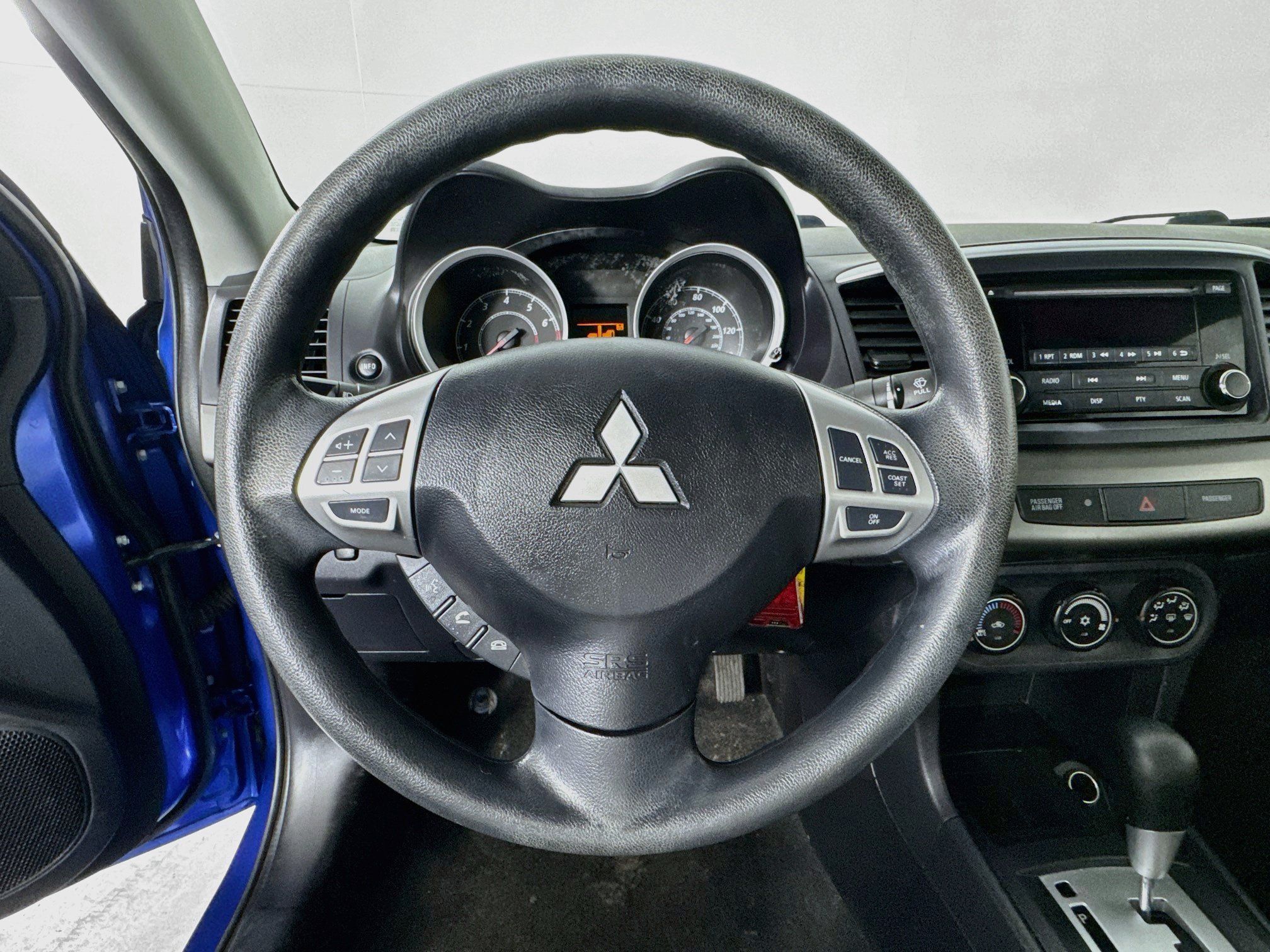 Used 2015 Mitsubishi Lancer ES FWD image 11