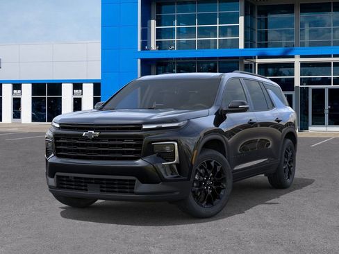 New 2026 Chevrolet Traverse LT w/ Midnight/Sport Edition image 6