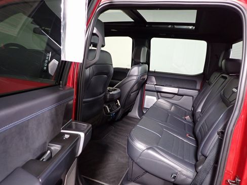 Used 2024 Ford F150 Platinum image 30