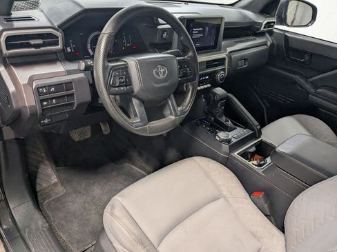 Used 2024 Toyota Tacoma SR5 AWD/4WD image 12