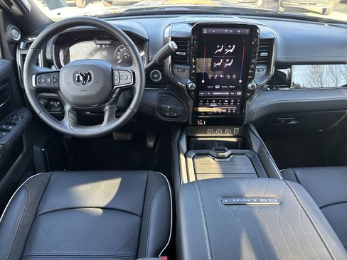 New 2025 RAM 3500 Limited image 5