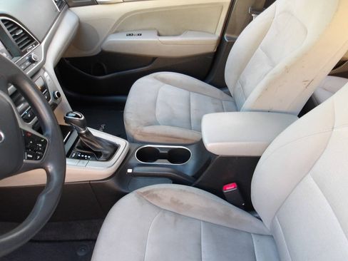 Used 2018 Hyundai Elantra SEL w/ Cargo Package FWD image 16