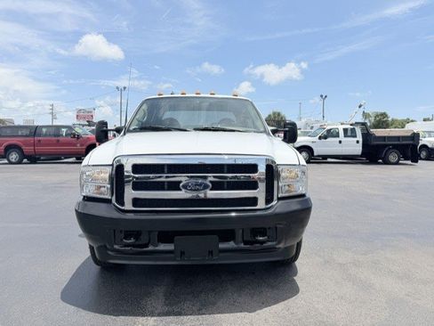 Used 2002 Ford F350 XL RWD image 2