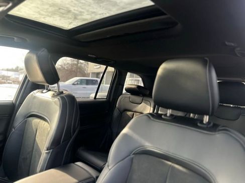 New 2025 Jeep Grand Cherokee Altitude AWD/4WD image 12