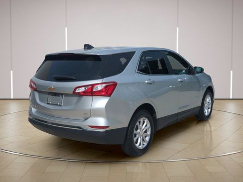 Used 2021 Chevrolet Equinox LT FWD image 11