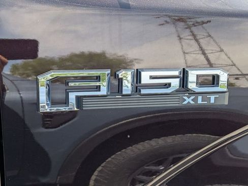 Used 2018 Ford F150 XLT w/ Equipment Group 302A Luxury AWD/4WD image 9