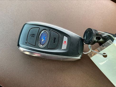 Used 2025 Subaru Legacy Touring XT image 9